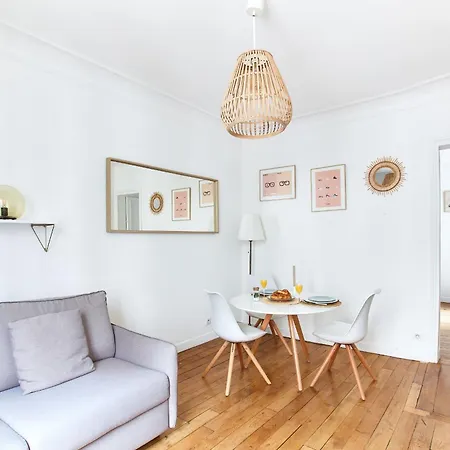 Apartment Montmartre 2Br Apartment *